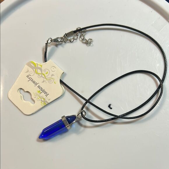 Blue Crystal Pendant Necklace - Picture 1 of 1